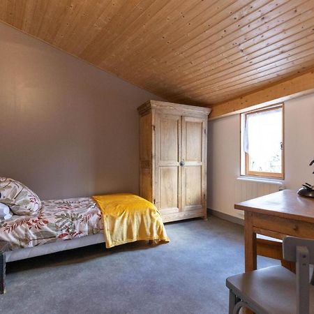Bed and Breakfast Chambre D'Hote De La Petite Toscane D'Auvergne à Isserteaux Extérieur photo