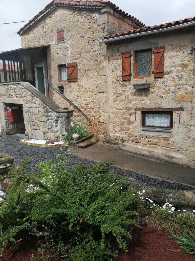 Bed and Breakfast Chambre D'Hote De La Petite Toscane D'Auvergne à Isserteaux Extérieur photo